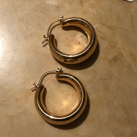 Thick Bold Gold Hoop Earrings - Picture 4 of 7